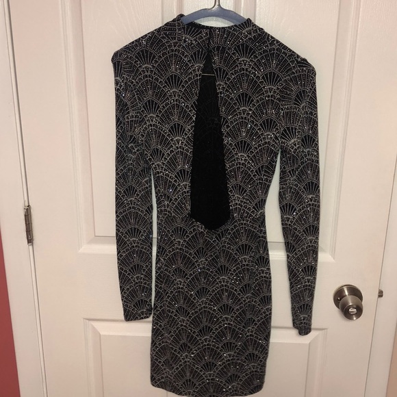 Sparkly dress! - Picture 3 of 3